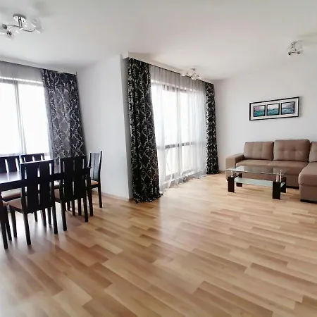 Cabacum Plaza Beach - High-speed Wifi Διαμέρισμα Golden Sands