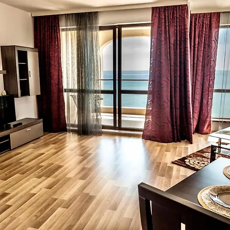 Cabacum Plaza Beach - High-speed Wifi Golden Sands